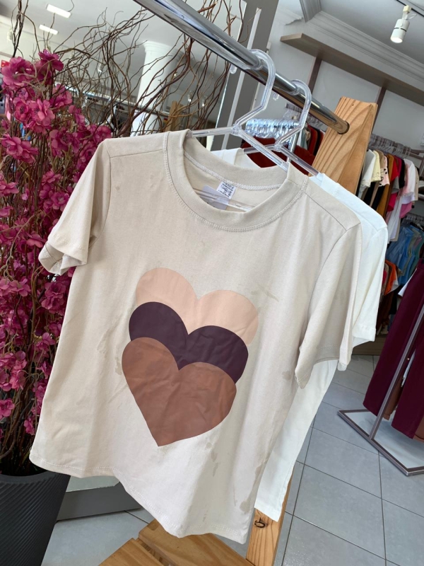 T-SHIRT LUIZA